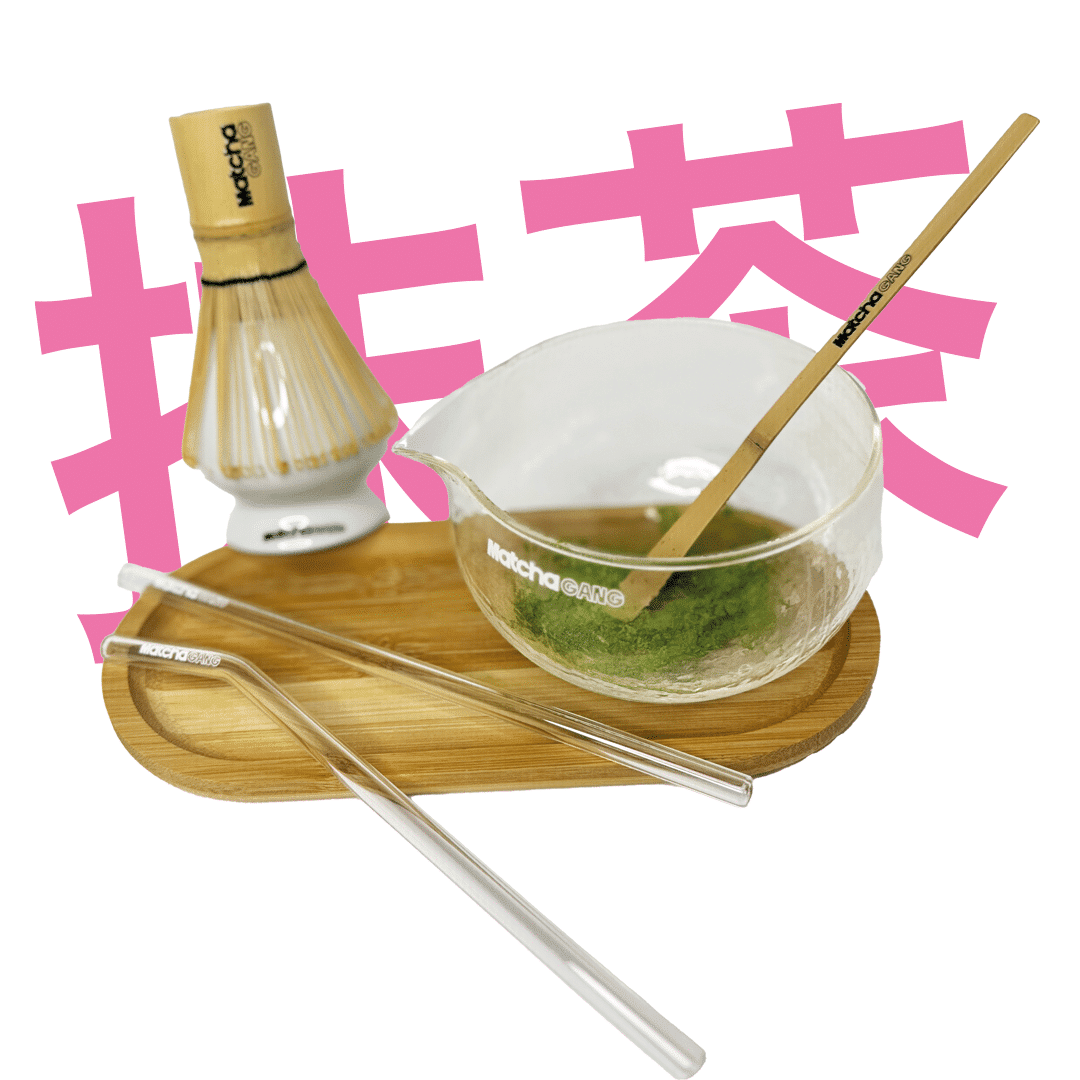 Accessoires pour préparer le matcha avec fouet chasen et cuillère chashaku